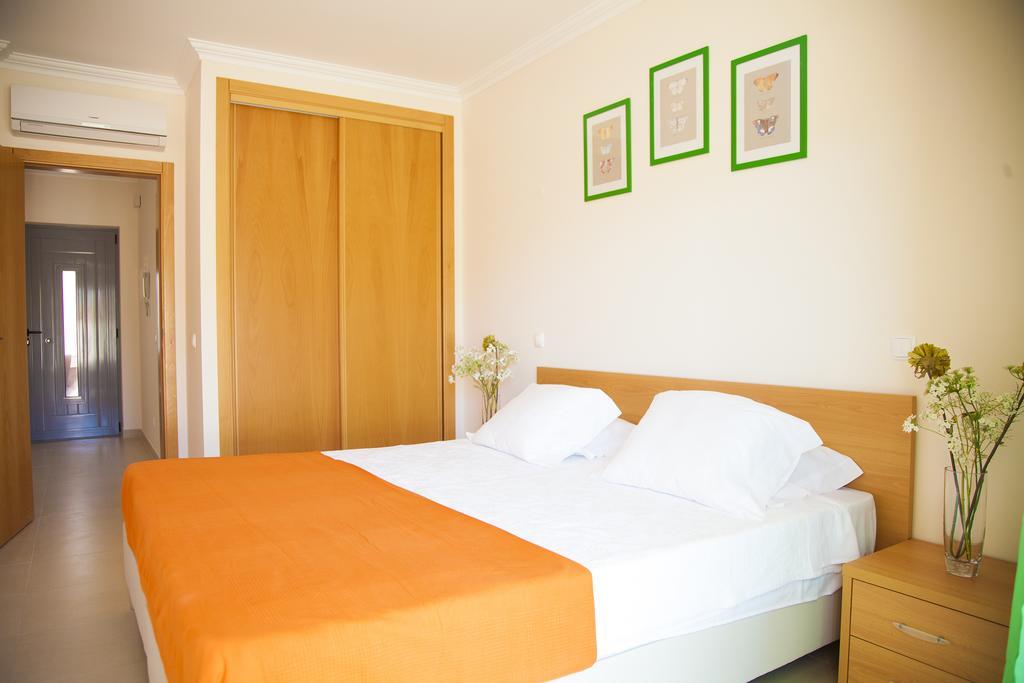 Vila Branca By Beach Rentals Albufeira Room photo